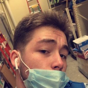 Meet your Posher, Kenneth